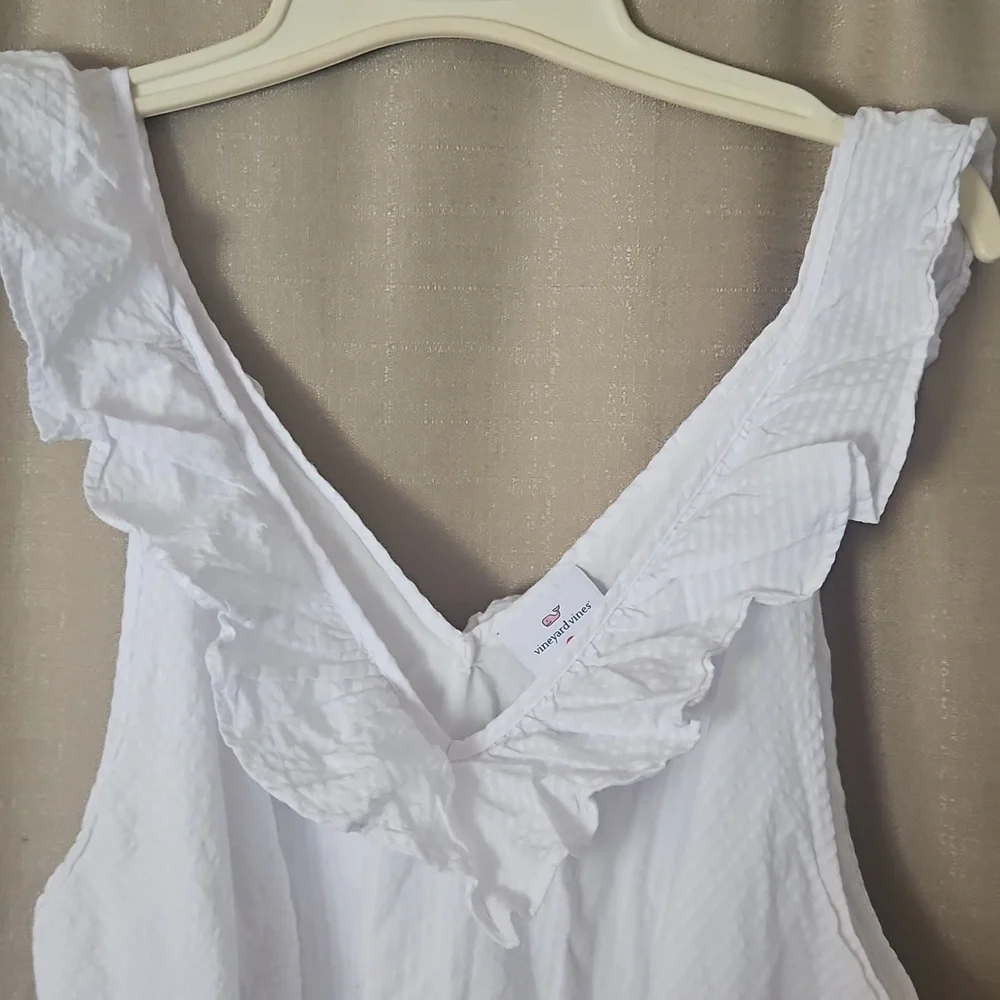 EUC Vineyard Vines Dress - Picture 2 of 7